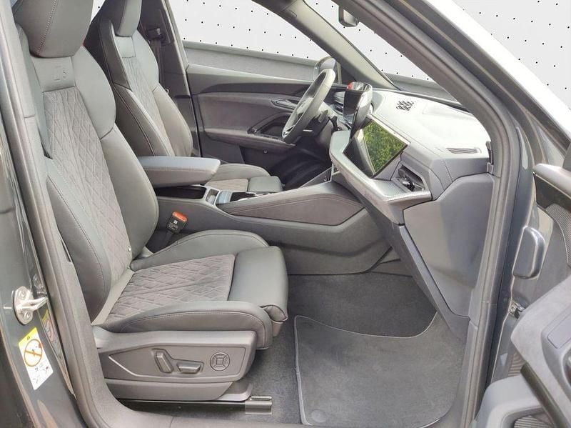 Gebraucht Audi Q5 Edition .1 204 PS (150 kW) 2026 Grau SUV