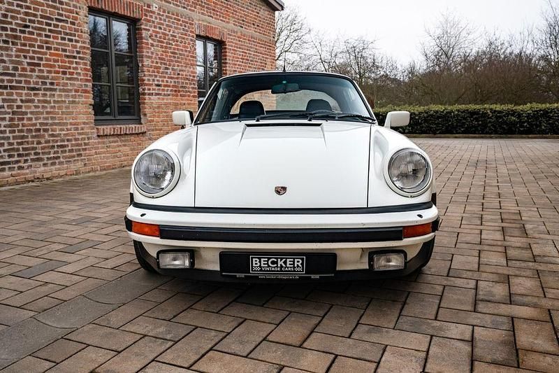 Gebraucht Porsche 911SC 204 PS (150 kW) 1983 Violett Cabrio