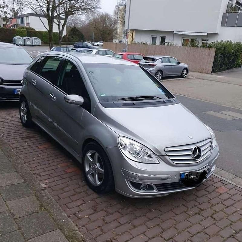 Gebraucht Mercedes B200 140 PS (102 kW) 2007 Van / Kleinbus