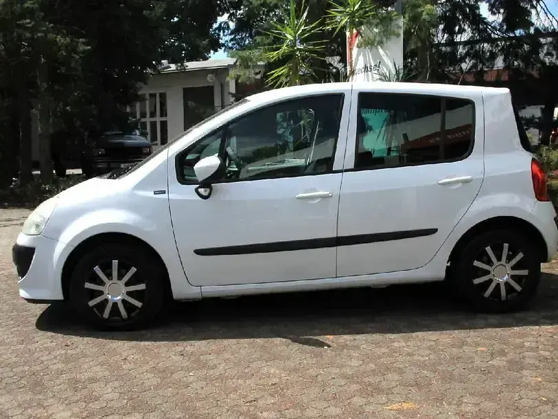 Gebraucht Renault Modus 75 PS (55 kW) 2012 Andere Van / Kleinbus