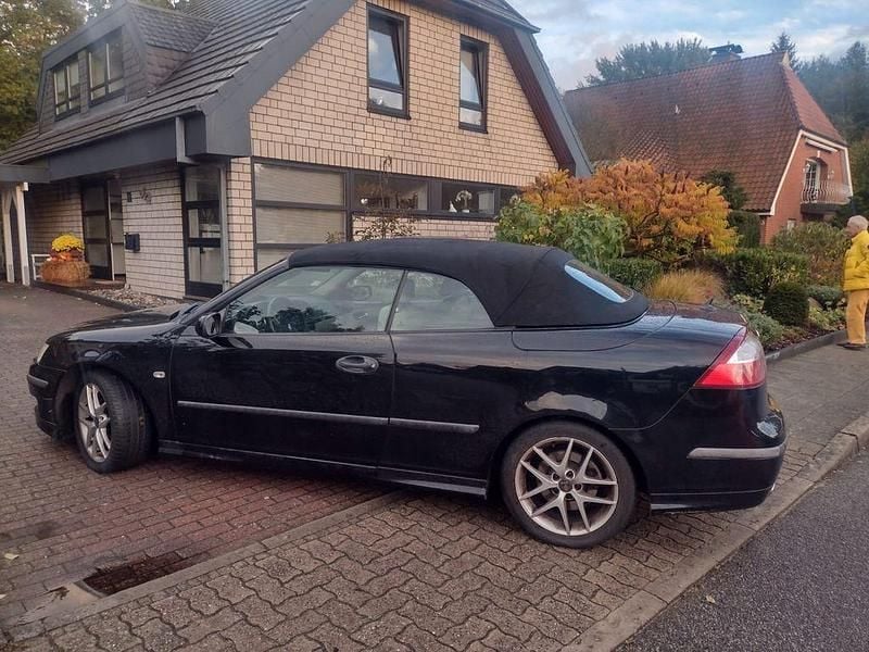 Schwarz Gebraucht 2004 Saab 9-3 Cabriolet Aero Cabrio | 2.990 € (Guter Preis) - Bild 1/4