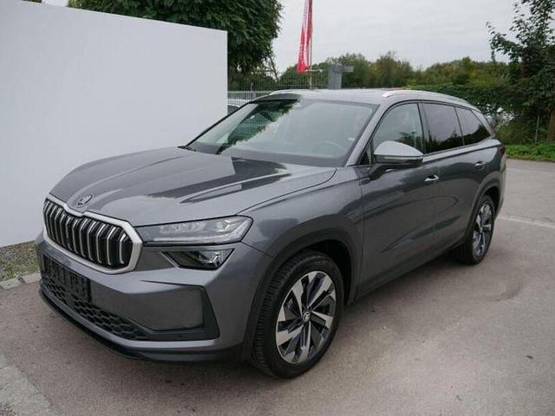Grau Gebraucht 2024 Skoda Kodiaq SUV | 43.838 € (Fairer Preis) - Bild 1/1