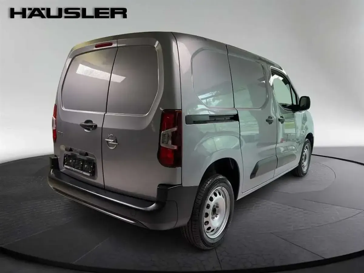 Gebraucht Opel Combo Edition 131 PS (96 kW) 2023 Grau Van / Kleinbus