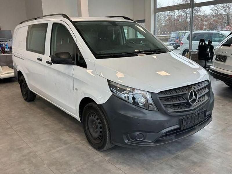 Weiss Gebraucht 2017 Mercedes Vito Van | 16.900 € (Superpreis) - Bild 1/4