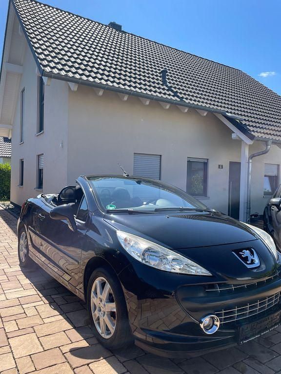 Schwarz Gebraucht 2007 Peugeot 207 CC Cabrio | 3.909 € (Etwas zu teuer) - Bild 1/4