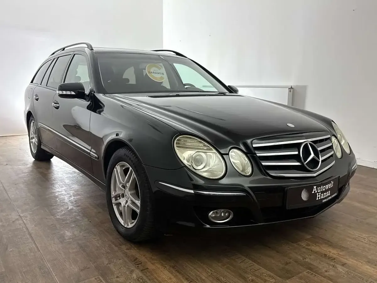 Używany Mercedes E220 170 KM (125 kW) 2006 Czarny Kombi
