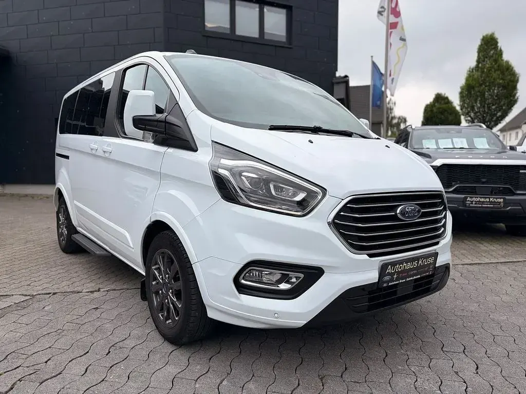 Gebraucht Ford Tourneo Titanium X 185 PS (136 kW) 2020 Weiß Van / Kleinbus