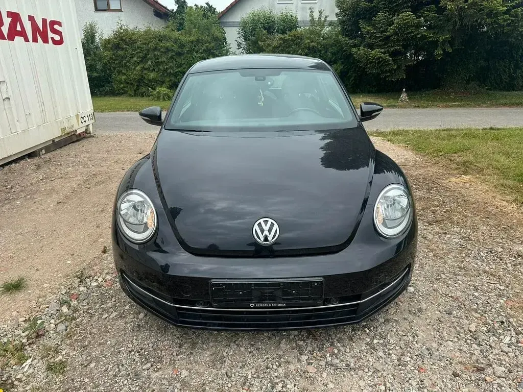 Gebraucht VW Beetle 105 PS (77 kW) 2012 Schwarz Kleinwagen