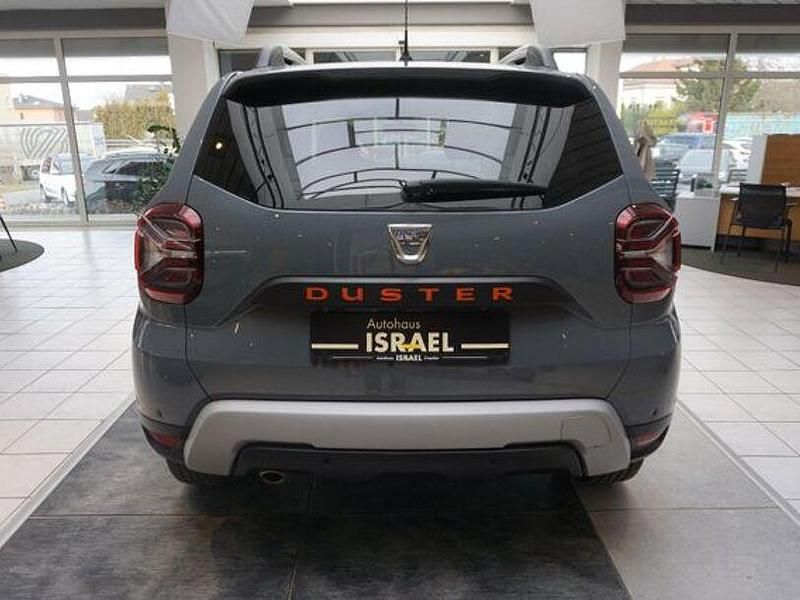 Gebraucht Dacia Duster Extreme 131 PS (96 kW) 2022 Grau SUV