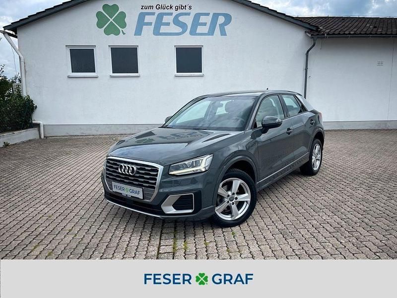 Grau Gebraucht 2019 Audi Q2 Sport SUV | 20.480 € (Fairer Preis) - Bild 1/4