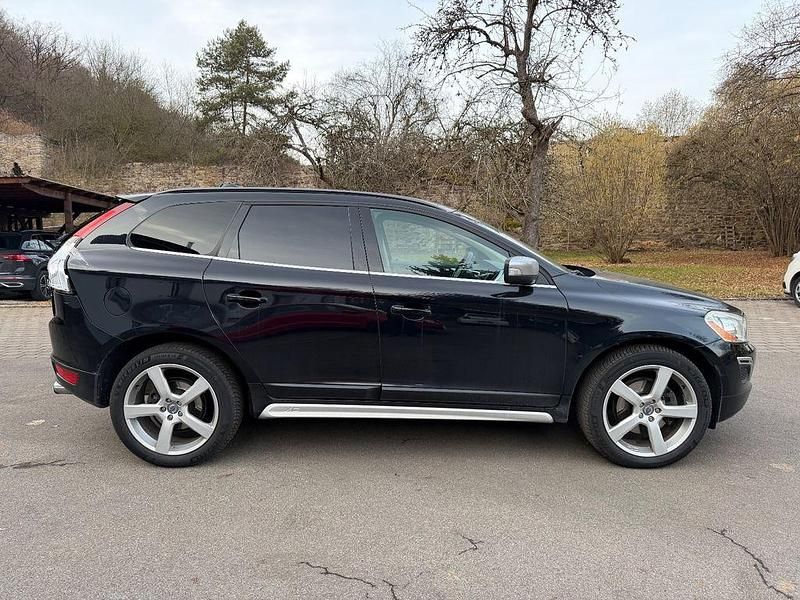 Gebraucht Volvo XC60 R-Design 305 PS (224 kW) 2011 Schwarz SUV