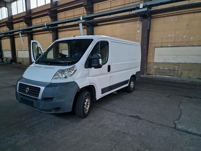 Weiß Gebraucht 2007 Fiat Ducato Van | 3.000 € (Guter Preis) - Bild 1/4