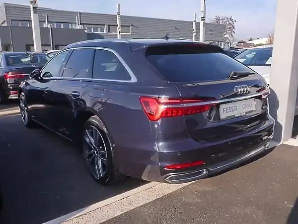 Second-hand Audi A6 Ambiente 299 CP (219 kW) 2022 Albastru Break