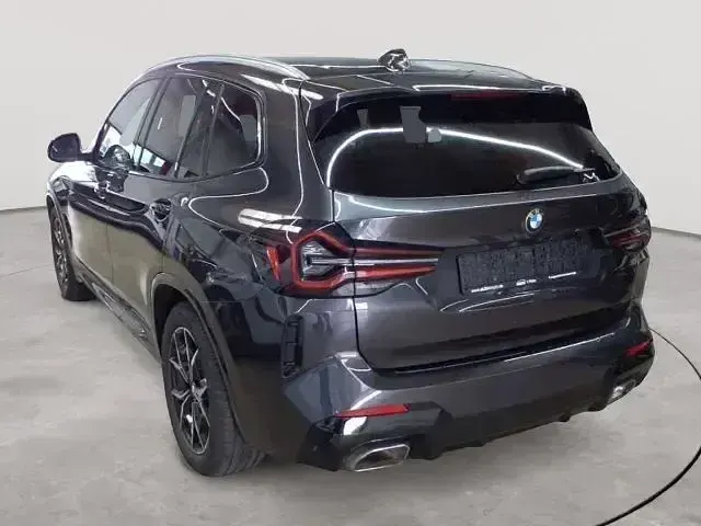 Gebraucht BMW X3 M Sport 245 PS (180 kW) 2023 Sophistograu brillanteffekt metallic SUV