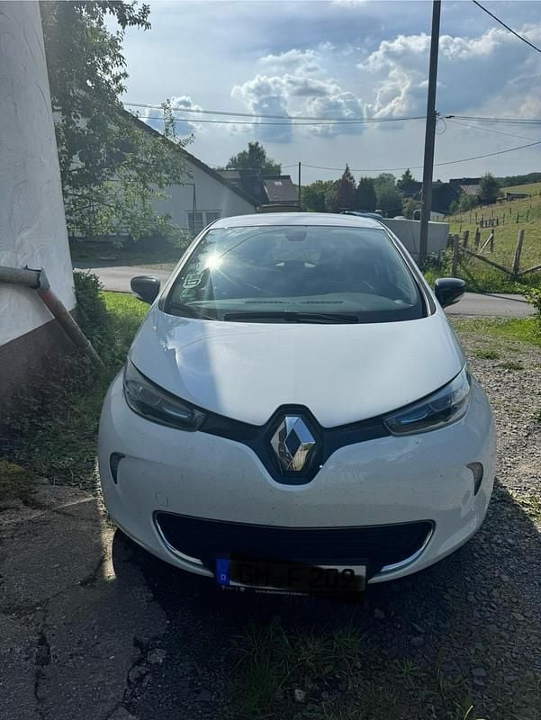 Weiß Gebraucht 2019 Renault Zoe Kleinwagen | 5.900 € - Bild 1/4
