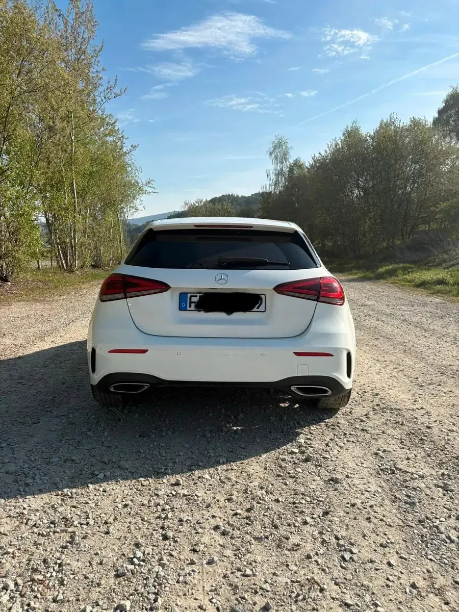 Gebraucht Mercedes A220 190 PS (139 kW) 2019 Weiß Kleinwagen