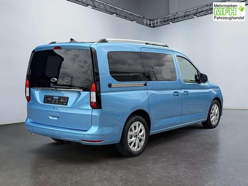 Neu Ford Tourneo Titanium 122 PS (89 kW) 2026 Midnight blau metallic Van / Kleinbus