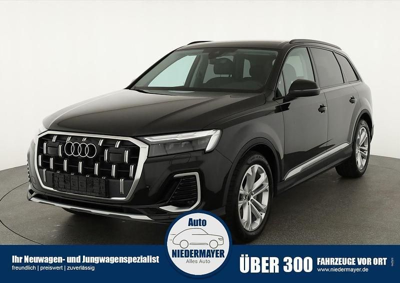 Grau Neu 2025 Audi Q7 Performance SUV | 70.995 € - Bild 1/4
