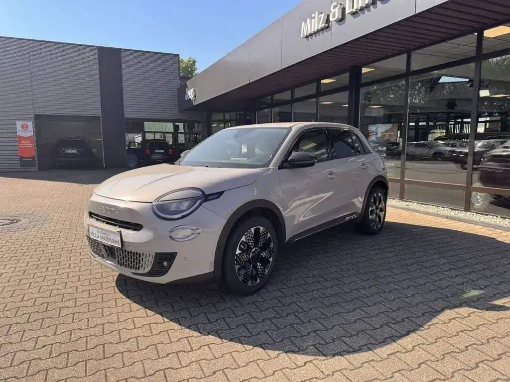 Gebraucht Fiat 600E La Prima 114 kW (156 PS) 2024 Grau Limousine