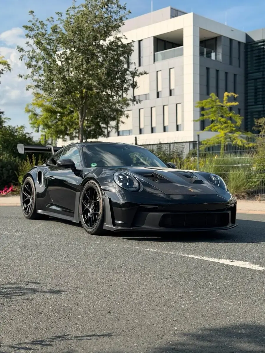 Gebraucht Porsche 992 525 PS (386 kW) 2025 Schwarz Coupé