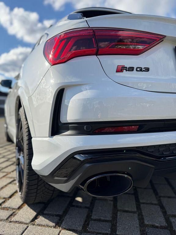 Gebraucht Audi RS Q3 Ambiente 400 PS (294 kW) 2021 Weiß SUV