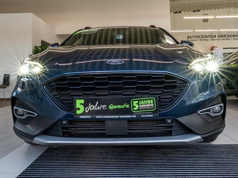 Second-hand Ford Focus Active X 150 CP (110 kW) 2021 Albastru Berlinǎ