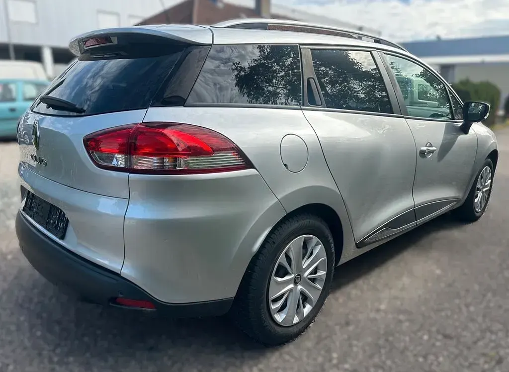 Gebraucht Renault Clio IV LIMITED 90 PS (66 kW) 2019 Silber Limousine