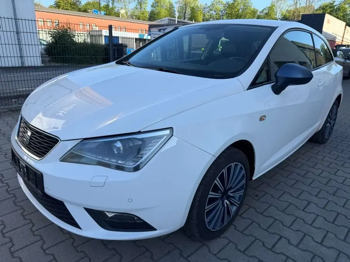 Gebraucht Seat Ibiza SC CONNECT 75 PS (55 kW) 2015 Weiß Kleinwagen