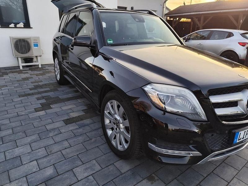 Gebraucht Mercedes GLK220 170 PS (125 kW) 2012 Schwarz SUV