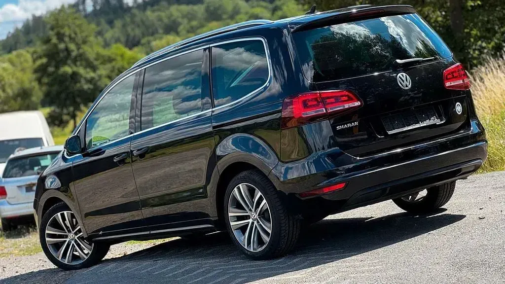 Gebraucht VW Sharan Highline 177 PS (130 kW) 2019 Schwarz Van / Kleinbus