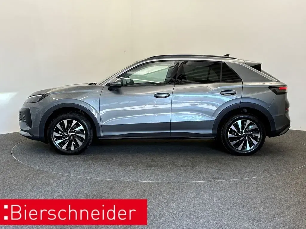 Neu VW T-Roc Life 150 PS (110 kW) 2026 Grau SUV
