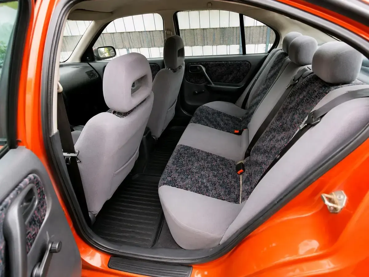 Gebraucht Nissan Primera 90 PS (66 kW) 1997 Orange Kombi