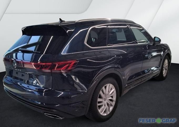 Gebraucht VW Touareg Elegance 231 PS (169 kW) 2025 Meloe blue kristalleffekt SUV