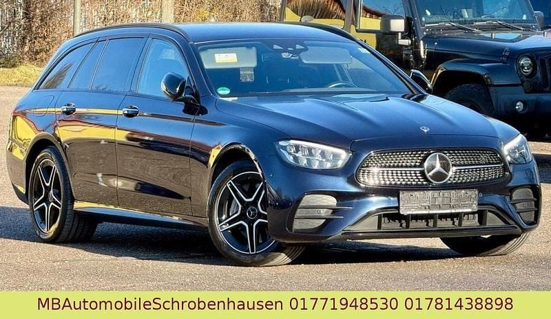 Blau Gebraucht 2022 Mercedes E300 AMG Limousine | 27.999 € (Superpreis) - Bild 1/3