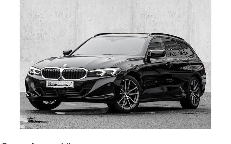 Schwarz Gebraucht 2022 BMW 320 Shadowline Kombi | 27.999 € (Guter Preis) - Bild 1/4