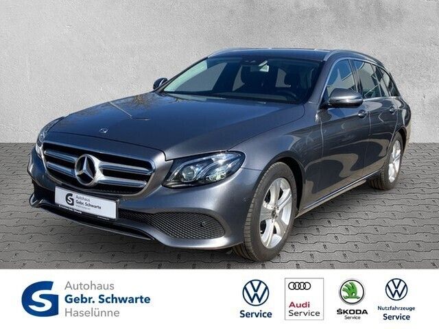 Selenitgrau metalliclack (metallic) Gebraucht 2017 Mercedes E220 Avantgarde Kombi | 25.970 € (Teuer) - Bild 1/4