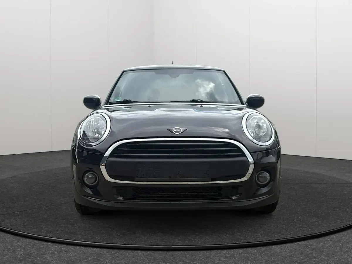 Gebraucht Mini ONE 102 PS (75 kW) 2021 Schwarz Kleinwagen
