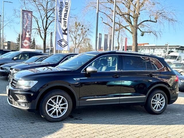 Gebraucht VW Tiguan Allspace Comfortline 150 PS (110 kW) 2021 Schwarz SUV