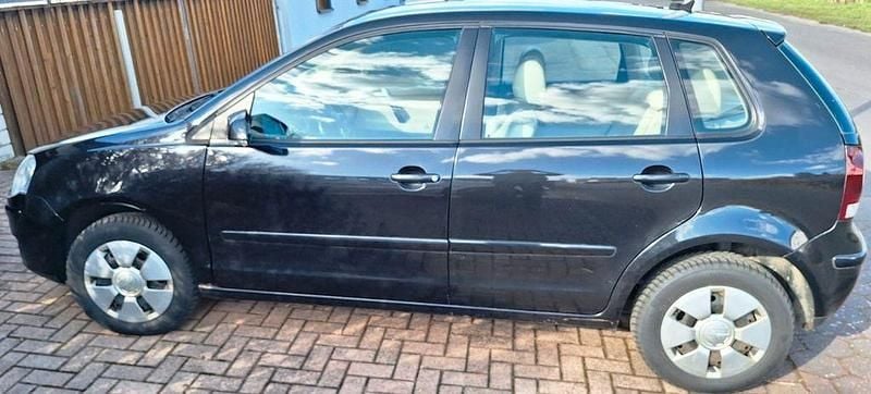 Gebraucht VW Polo Comfortline 70 PS (51 kW) 2009 Schwarz Kleinwagen