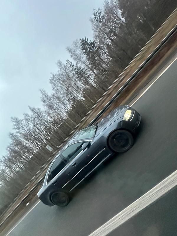 Schwarz Gebraucht 2006 Audi A8 Comfort Limousine | 6.750 € (Superpreis) - Bild 1/4