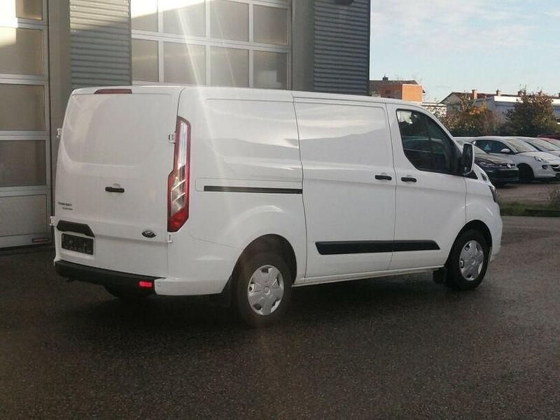 Gebraucht Ford Transit Custom Trend 107 PS (78 kW) 2020 Weiß Van / Kleinbus