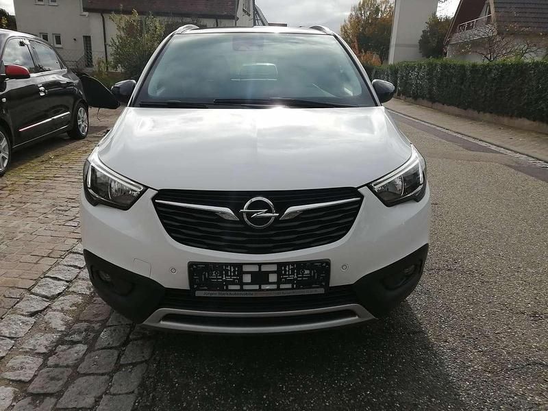 Schneeweiss/summitwhite/arctic Gebraucht 2017 Opel Crossland X Innovation SUV | 11.999 € (Etwas zu teuer) - Bild 1/4