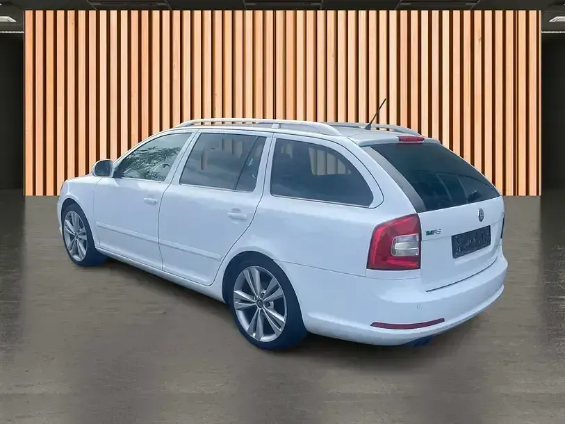 Gebraucht Skoda Octavia RS 200 PS (147 kW) 2012 Weiß Kombi