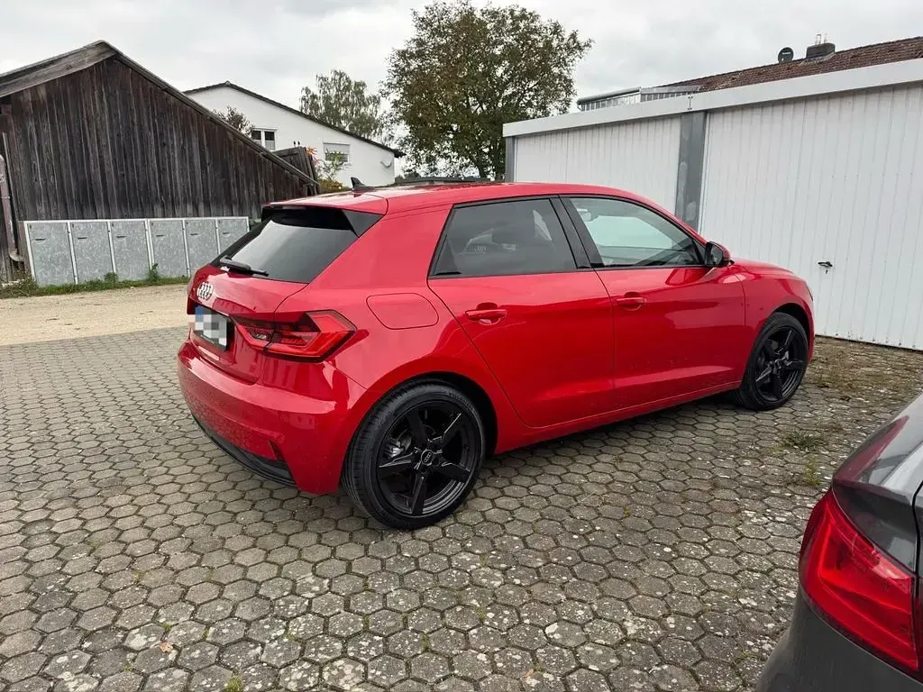 Gebraucht Audi A1 Sportback Advanced 116 PS (85 kW) 2025 Rot Kleinwagen