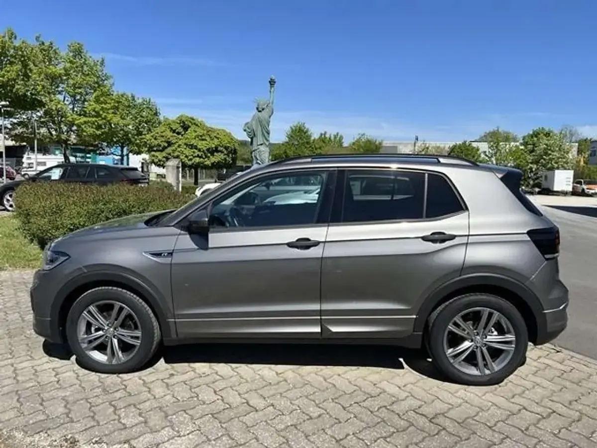 Gebraucht VW T-Cross R-line 116 PS (85 kW) 2019 Limestone grey metallic SUV
