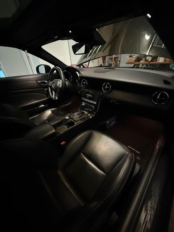 Gebraucht Mercedes SLK250 204 PS (150 kW) 2013 Schwarz Cabrio