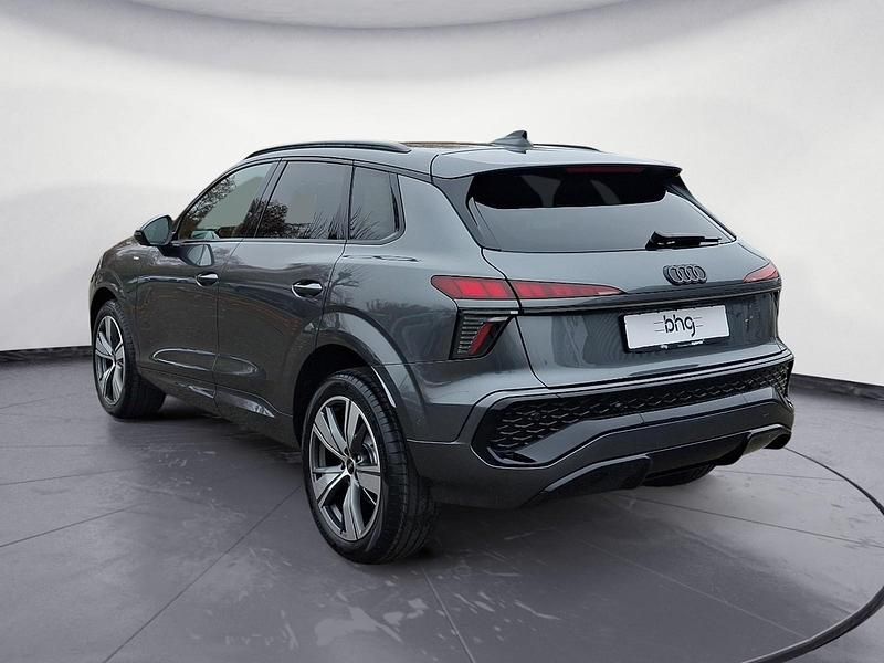 Gebraucht Audi Q3 Advanced 150 PS (110 kW) 2025 Grau SUV