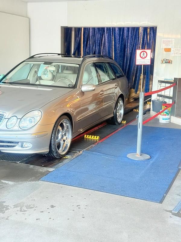Gebraucht 2005 Mercedes E280 Kombi | 4.990 € (Teuer) - Bild 1/4