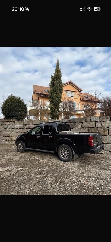 Gebraucht Nissan Navara 231 PS (169 kW) 2010 Schwarz Pickup