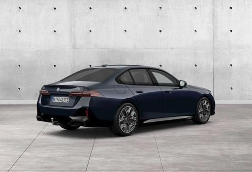 Gebraucht BMW i5 250 kW (340 PS) 2026 Schwarz Limousine